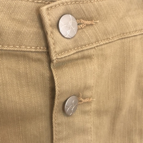 Jessica Simpson button front skirt - Picture 2 of 4